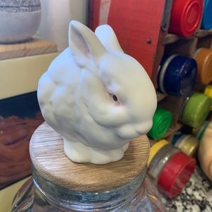 Rabbit Figurine “Mr Snowball” Cybis Porcelain Manufacturer USA Perfect